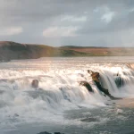 Photographie d'une cascade Islandaise en pose longue