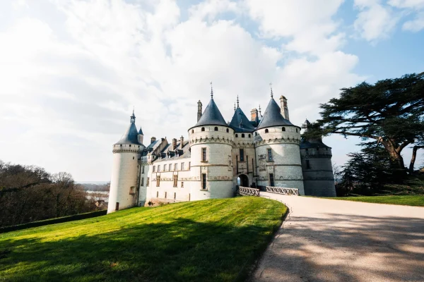 Château historique photographié lors d'un reportage touristique.